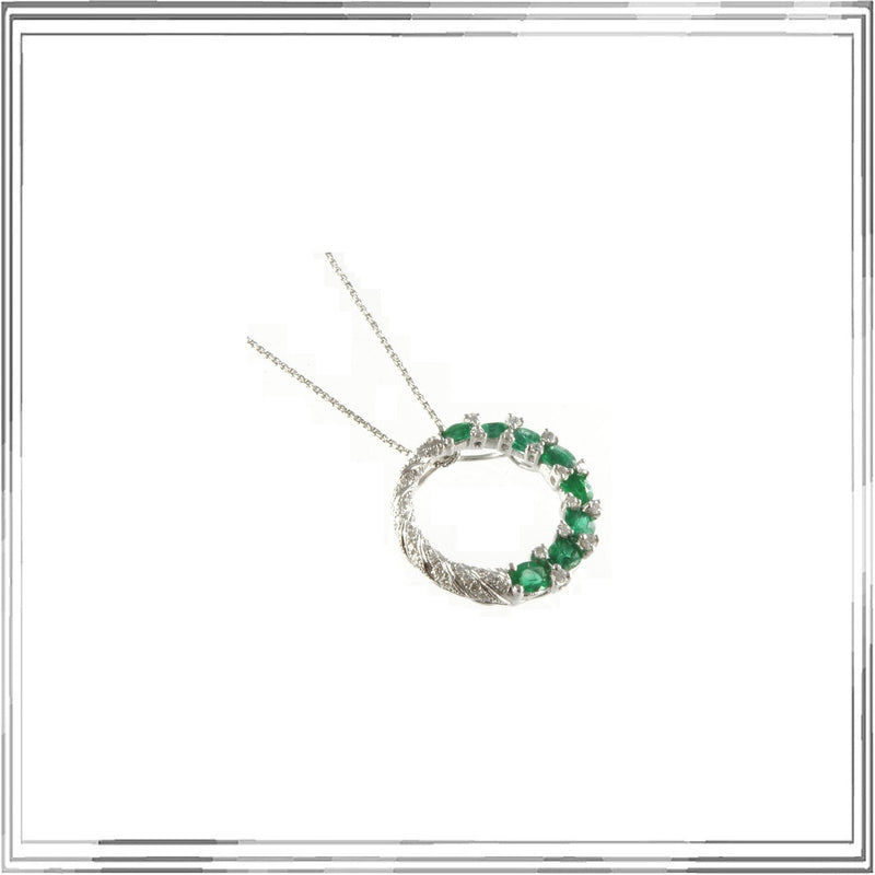 K18WG Emerald Diamond Pendant Necklace E,0.95ct D,0.28ct