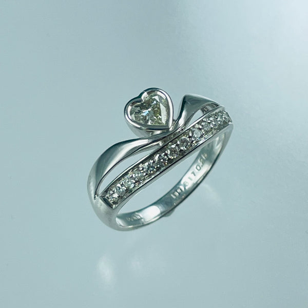 Pt Diamond Ring 0.317 0.25